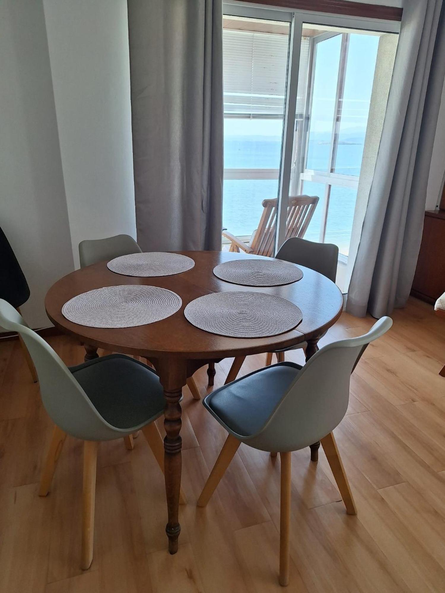 Apartment 3 *